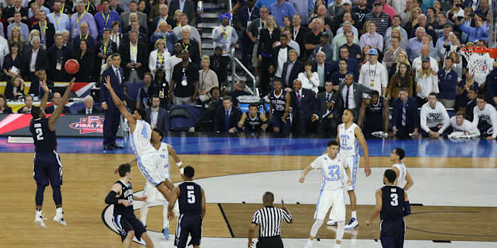 Kris Jenkins wins the 2016 NCAA championship for Villanova