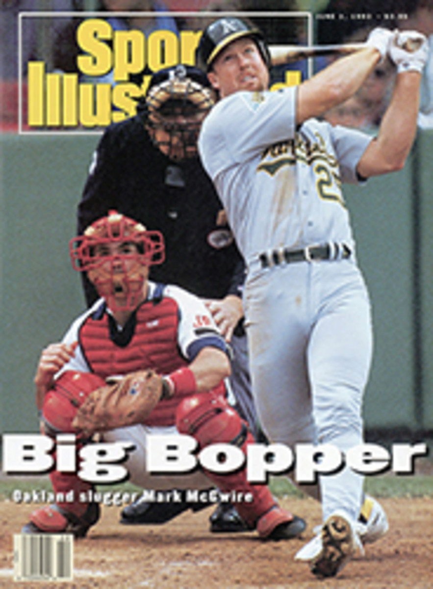 Mark McGwire's 62nd HR made him, temporarily, an American hero - Sports  Illustrated Vault