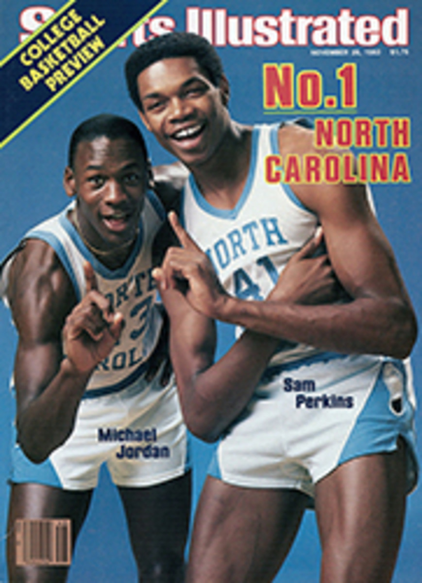 1991 NBA Finals: Michael Jordan dunks on former UNC teammate Sam Perkins -  Tar Heel Times - 7/25/2021