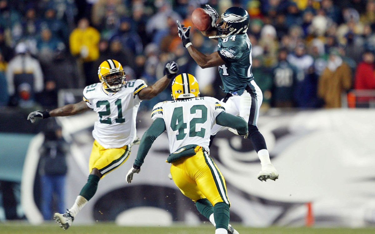 2004 NFL playoffs: Donovan McNabb, Eagles rally past Packers - Sports  Illustrated Vault