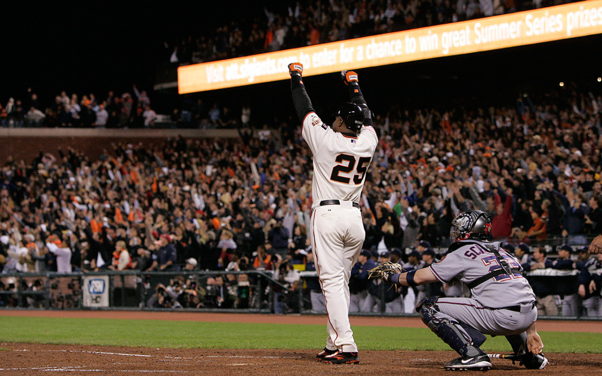 bonds-756-vault.jpg