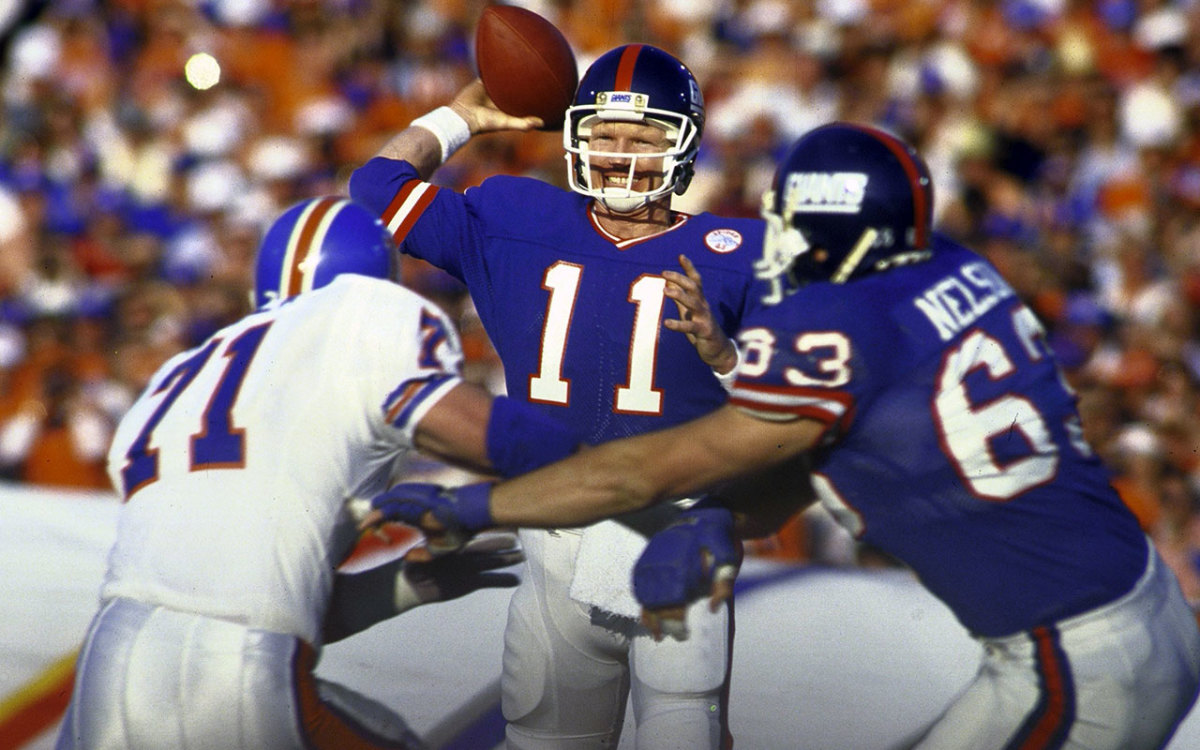 Super Bowl XXI: Phil Simms sets records as Giants crush Broncos