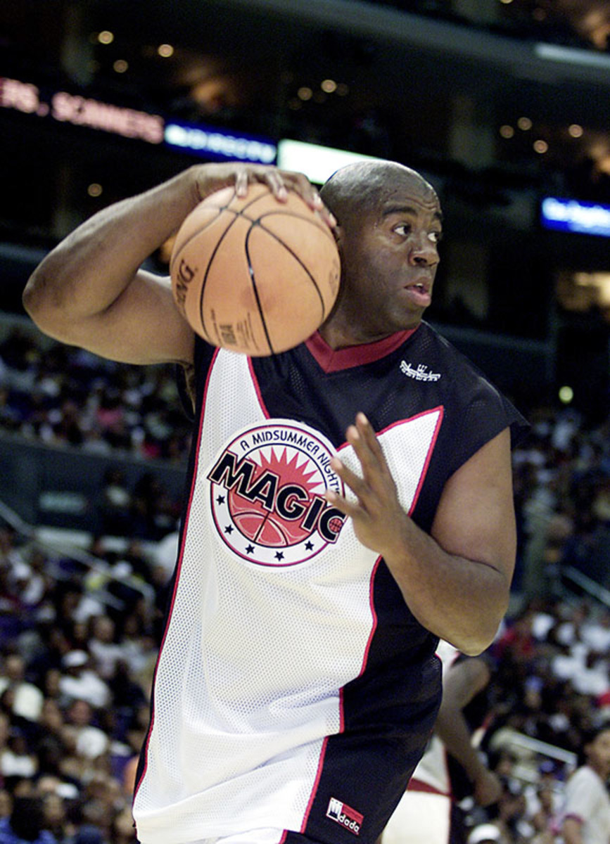 Magic Johnson: Lakers legend thriving 10 years after HIV